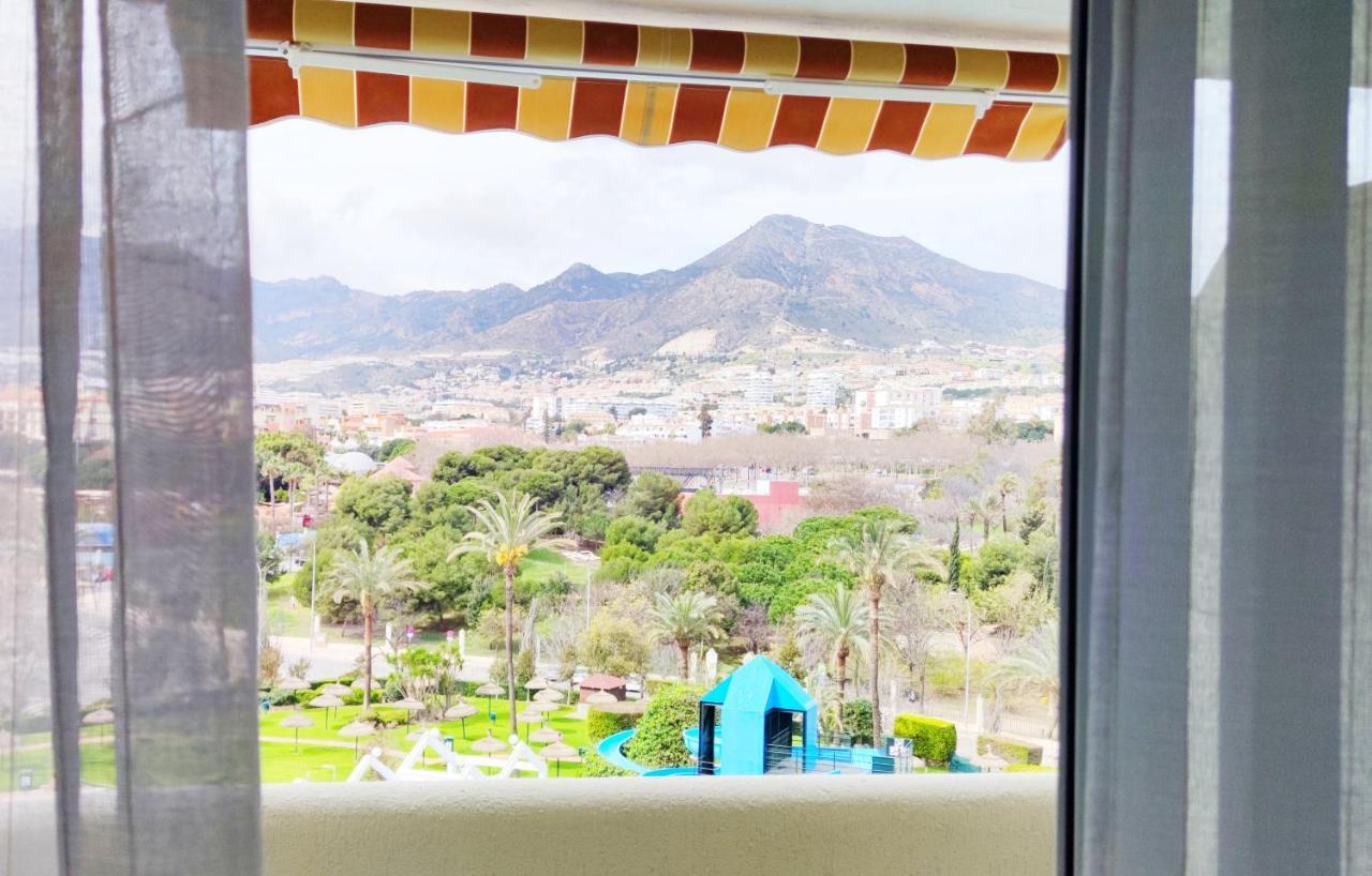 El Estudio De La Playa Benalbeach Holidays Paradise Benalmádena Eksteriør billede