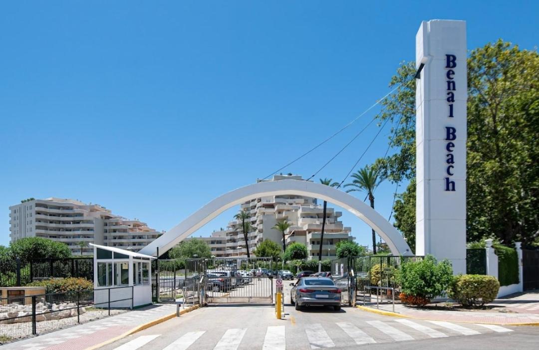El Estudio De La Playa Benalbeach Holidays Paradise Benalmádena Eksteriør billede